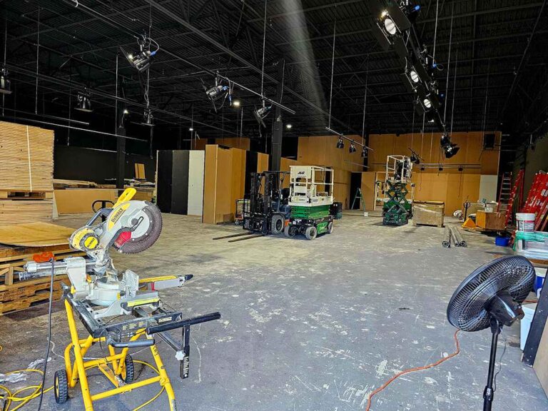 Van Gogh Immersive set up 1